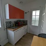 Maisonnette Avec Petite Cour Bordeaux