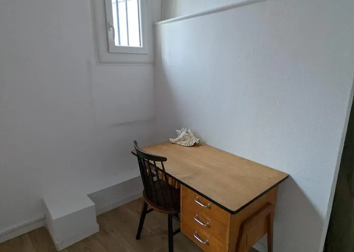 Maisonnette Avec Petite Cour Dom wakacyjny *