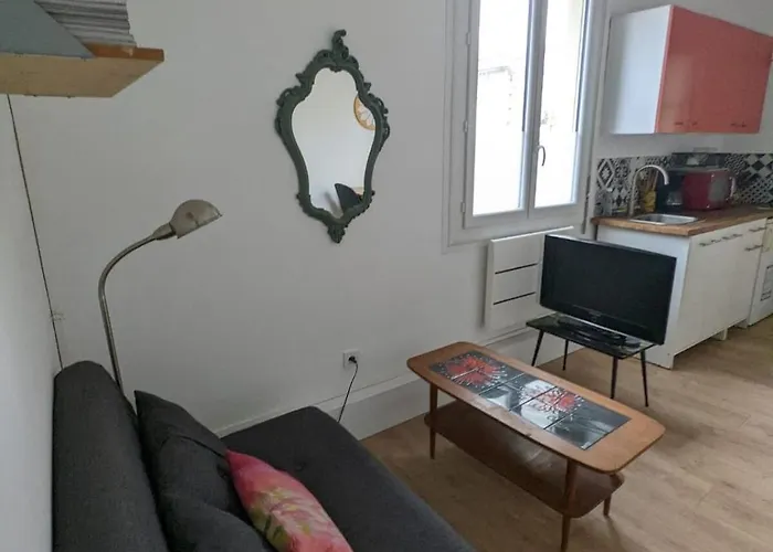 Maisonnette Avec Petite Cour Nyaraló *