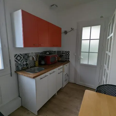Maisonnette Avec Petite Cour Bordeaux